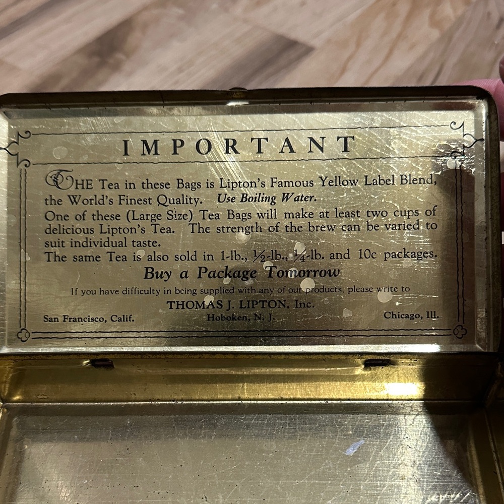 Misc Kitchen/Decor items - Picture 3 of 10